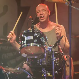 Portrait of Lee Agnew