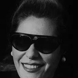 Portrait of Pari Zanganeh