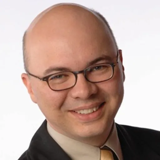 Portrait of Steven Staples