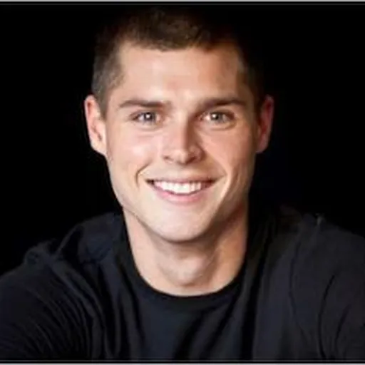 Portrait of Taylor Wallace