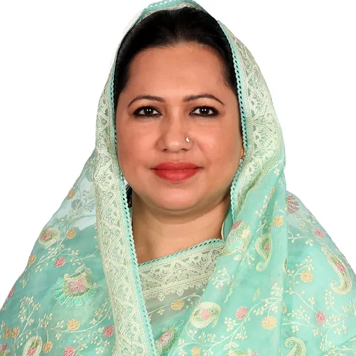 Portrait of Nilufar Anjum Poppy