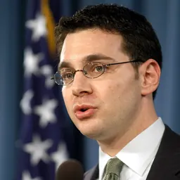 Portrait of Matthew Waxman