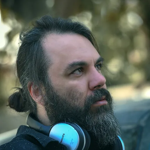 Portrait of Mehdi Fard Ghaderi