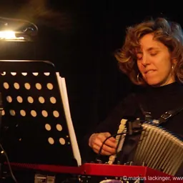 Portrait of Zeena Parkins