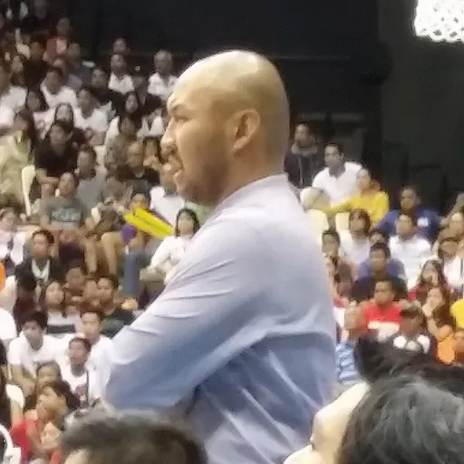 Portrait of Jeffrey Cariaso