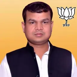 Portrait of Suresh Pasi