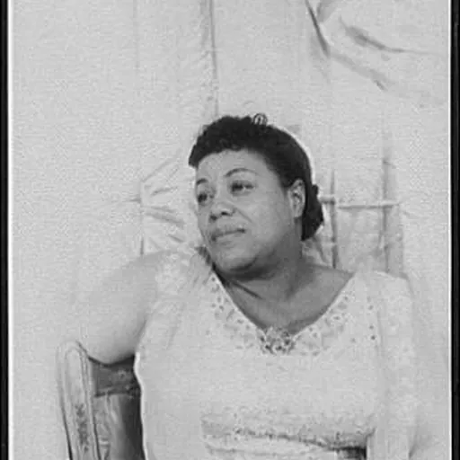 Portrait of Alyne Dumas Lee