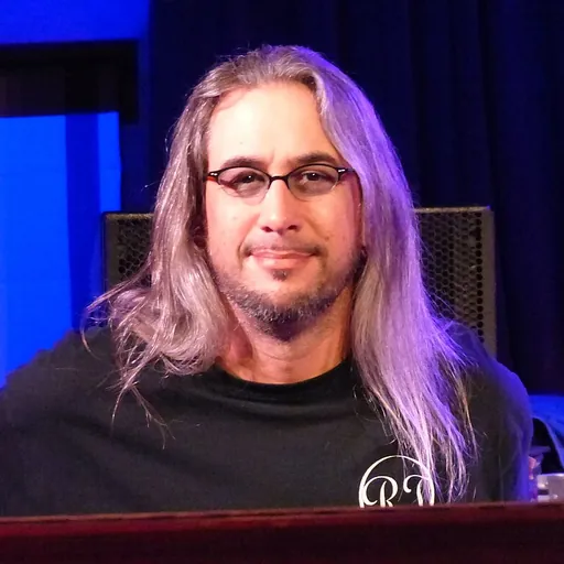 Portrait of Jeff Chimenti
