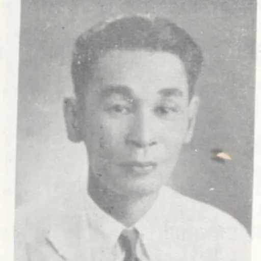 Portrait of Khuang Aphaiwong