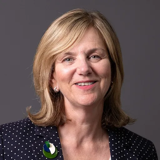 Portrait of Lilian Greenwood