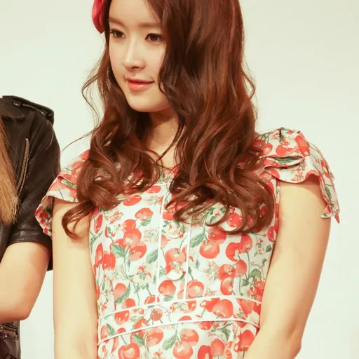 Portrait of E-Young