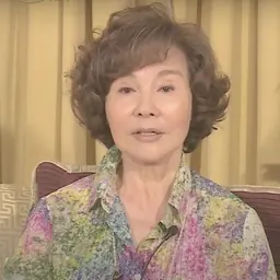 Portrait of Kuei Ya-lei