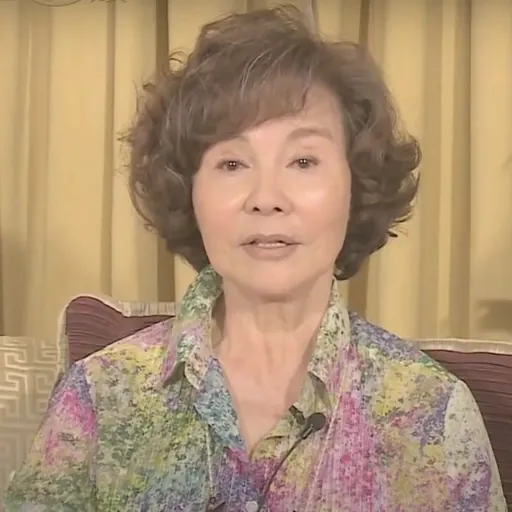 Portrait of Kuei Ya-lei