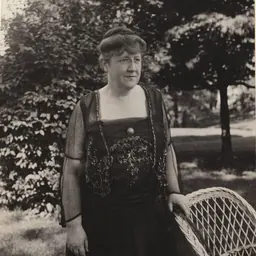 Portrait of Lida Lee Tall