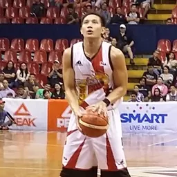 Portrait of Alex Cabagnot