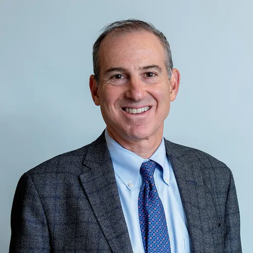 Portrait of Steven Grinspoon