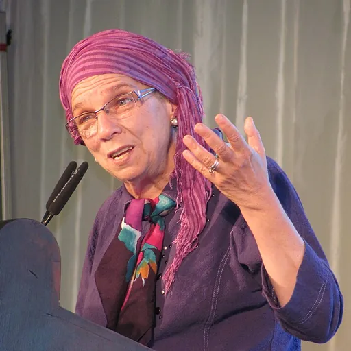 Portrait of Tziporah Heller