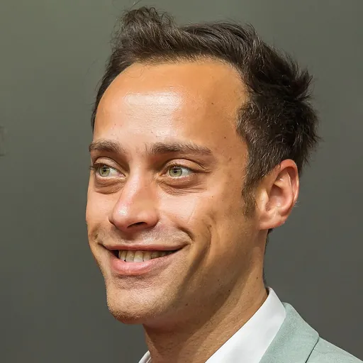 Portrait of Tim Achtermeyer