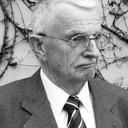 Portrait of Reinhold Remmert
