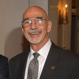 Portrait of Ron Nessen