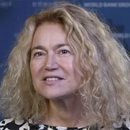 Portrait of Aslı Demirgüç-Kunt