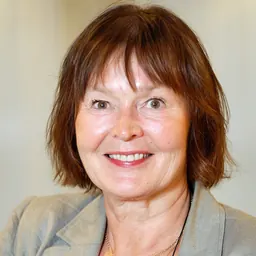 Portrait of Elina Linna