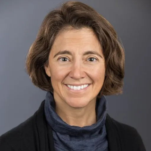 Portrait of Elva Diaz