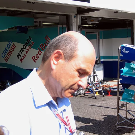 Portrait of Peter Sauber