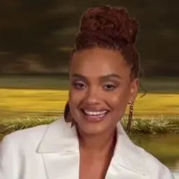 Portrait of Kiersey Clemons