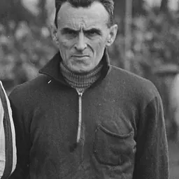 Portrait of Sam Wadsworth