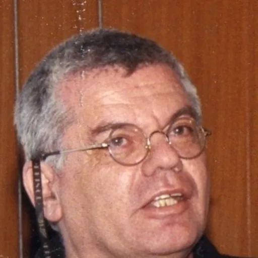 Portrait of Yossi Goldstein
