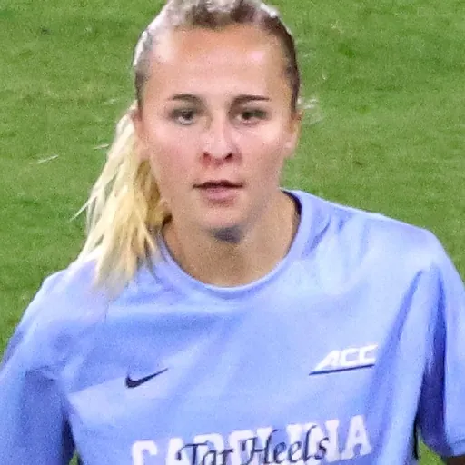 Portrait of Evelyn Shores