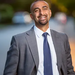 Portrait of Ravi Kahlon