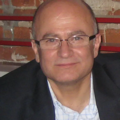 Portrait of Mahbod Seraji