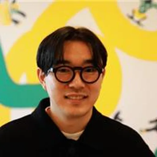 Portrait of Park Hyun-min (illustrator)
