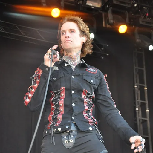 Portrait of Josh Todd