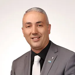 Portrait of Steve Christou