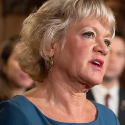 Portrait of Lisa Boscola