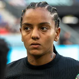 Portrait of Geyse Ferreira