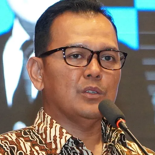 Portrait of Agus Setiawan