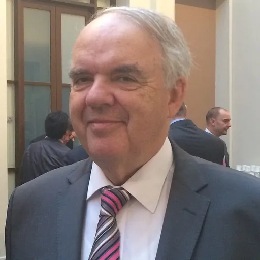 Portrait of Rod Kemp