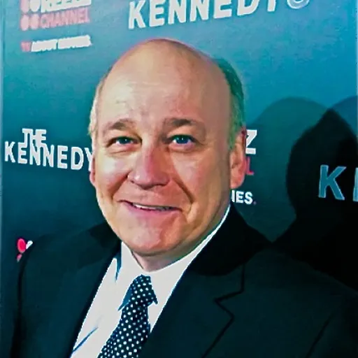 Portrait of Serge Houde