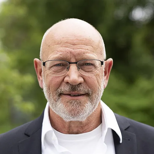 Portrait of Alexander Borst