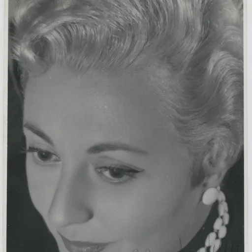 Portrait of Régine Crespin