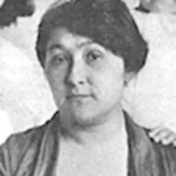 Portrait of Kathryn Dyakanoff Seller