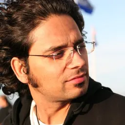 Portrait of Sanjay Rajoura