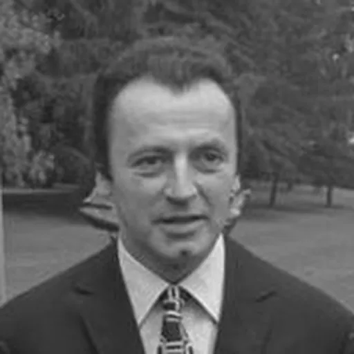 Portrait of Eddi Arent