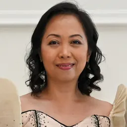 Portrait of Kira Danganan-Azucena
