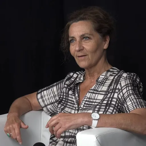 Portrait of Anne Serre