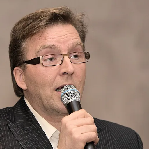 Portrait of Joel Hallikainen